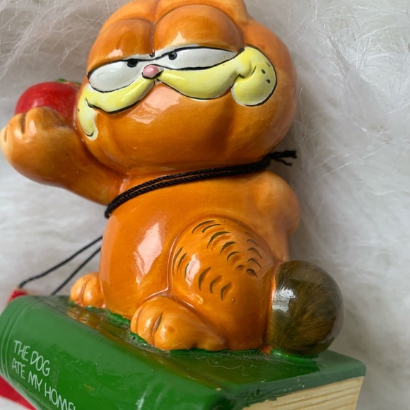 VTG 1981 Enesco Garfield Ceramic Figure “The Dog Ate My Homework” Figurine w Tag - Picture 4 of 11
